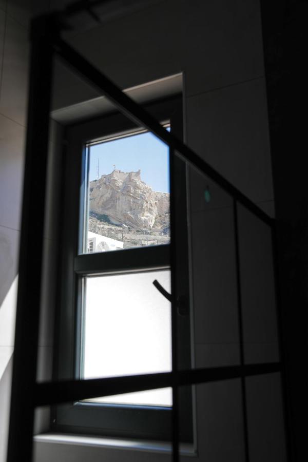 Hgb Cathedral Apartment อาลิกันเต ภายนอก รูปภาพ