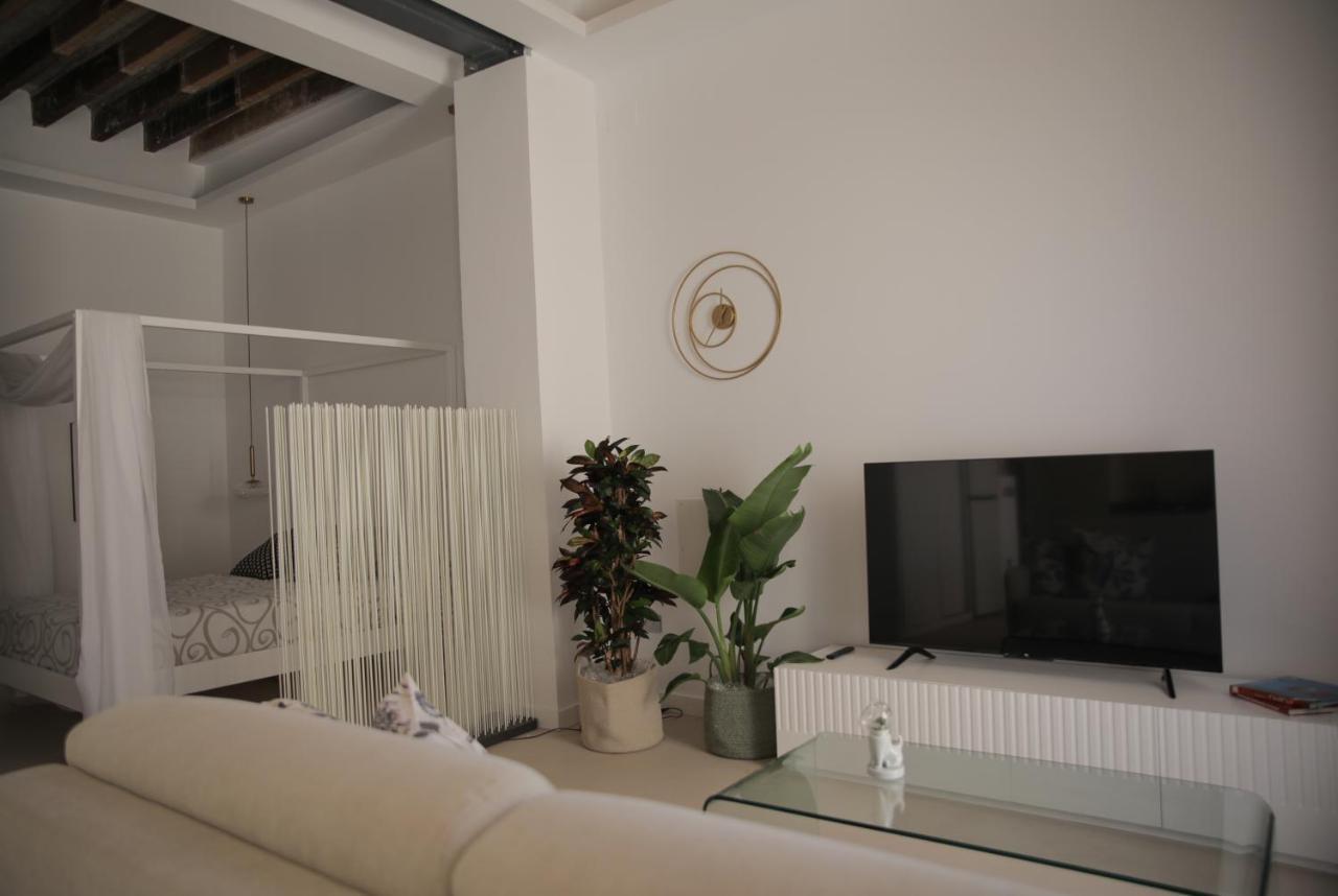 Hgb Cathedral Apartment อาลิกันเต ภายนอก รูปภาพ