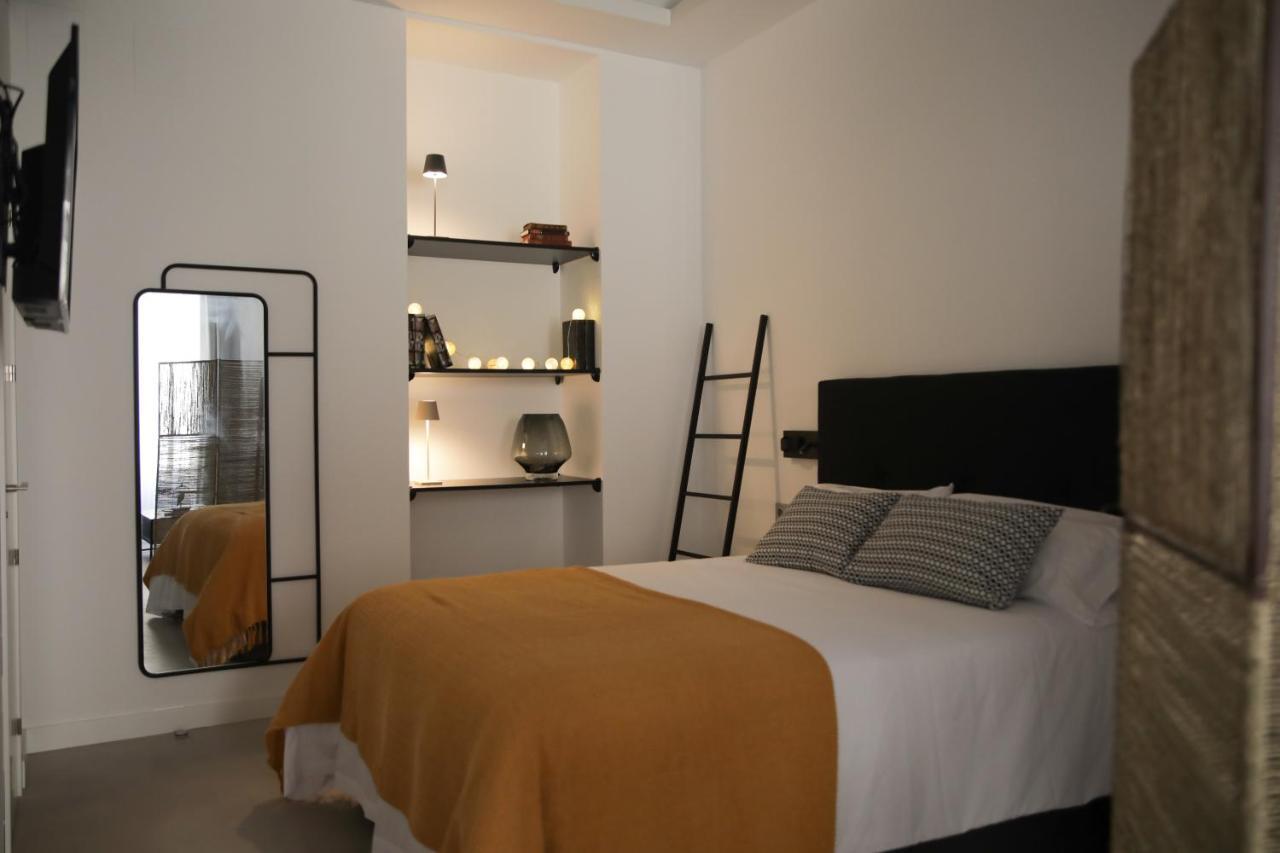 Hgb Cathedral Apartment อาลิกันเต ภายนอก รูปภาพ