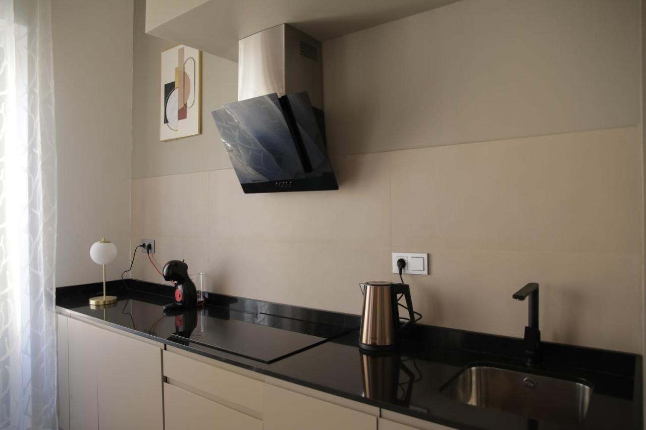 Hgb Cathedral Apartment อาลิกันเต ภายนอก รูปภาพ