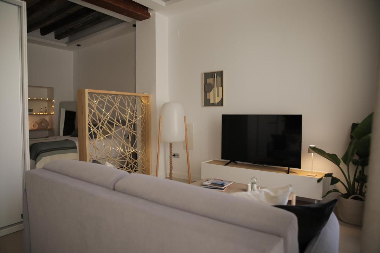 Hgb Cathedral Apartment อาลิกันเต ภายนอก รูปภาพ