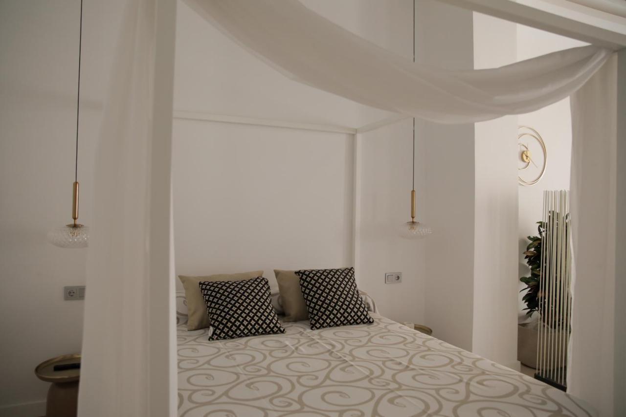Hgb Cathedral Apartment อาลิกันเต ภายนอก รูปภาพ