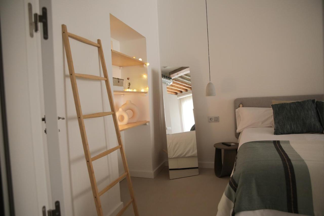 Hgb Cathedral Apartment อาลิกันเต ภายนอก รูปภาพ